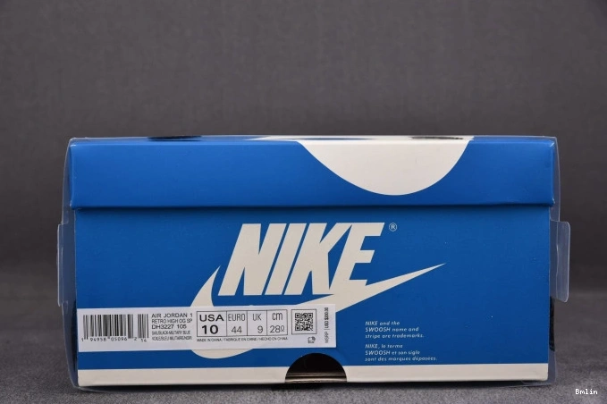 Boostmaster lin Travis 1 DH3227-105 White and Scott Jordan Blue Air 0803